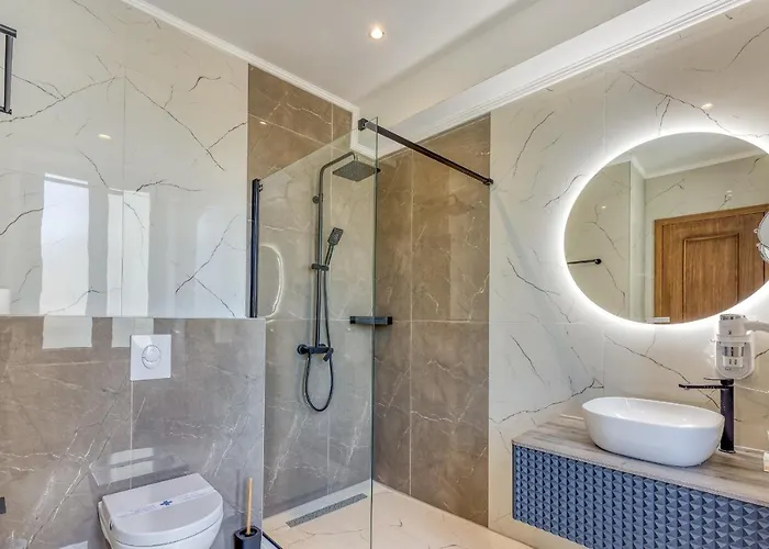 San Valentino Palace Aparthotel 4*