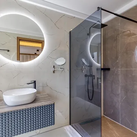 San Valentino Palace 公寓式酒店 乌马格