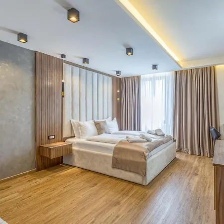 San Valentino Palace 公寓式酒店 4*