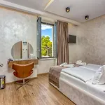 San Valentino Palace Apartahotel 4*