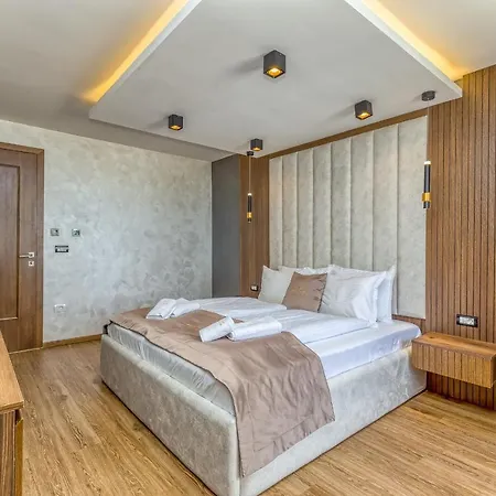 San Valentino Palace 4* أوماغ