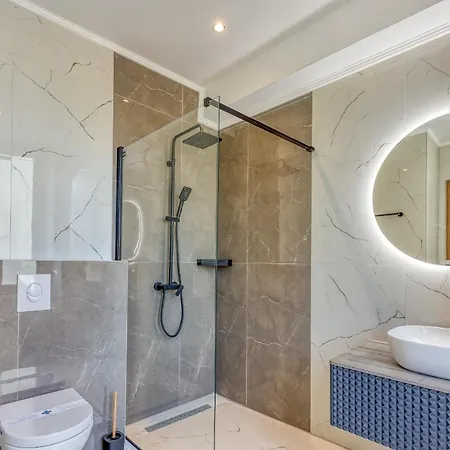 San Valentino Palace شقة فندقية 4*